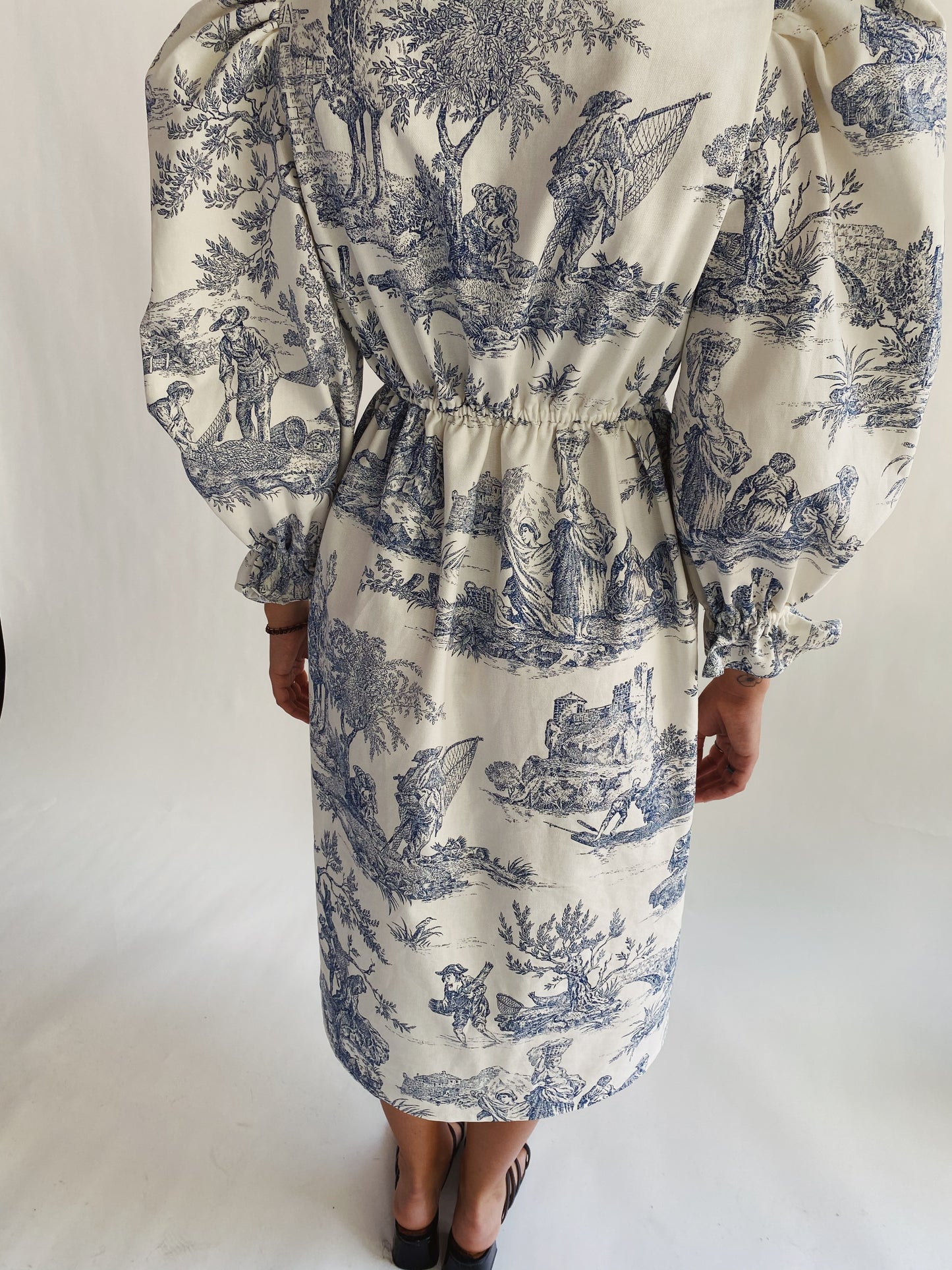 Robe Adélaïde Jouy