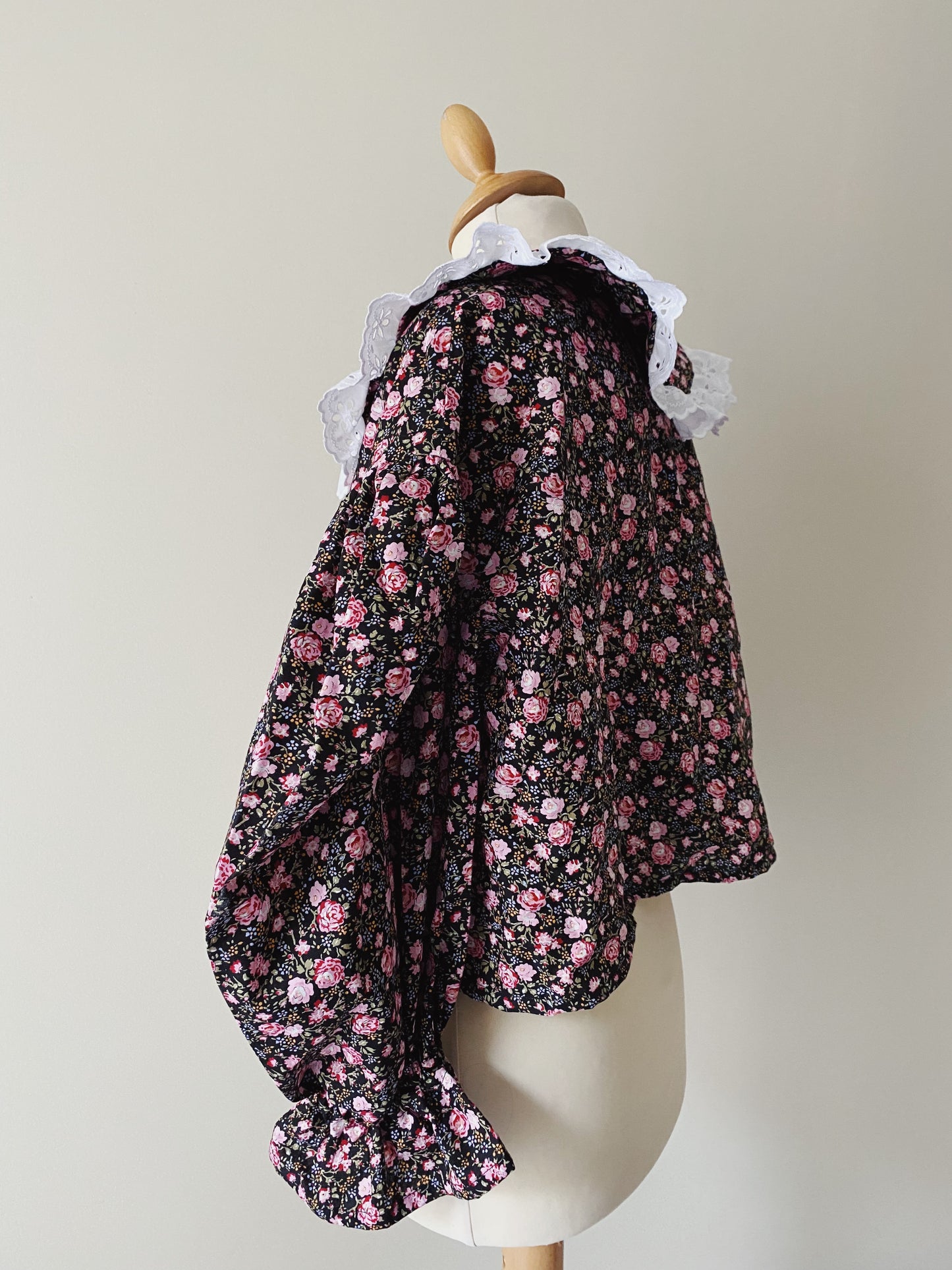 Blouse Judith fleurs (noire)